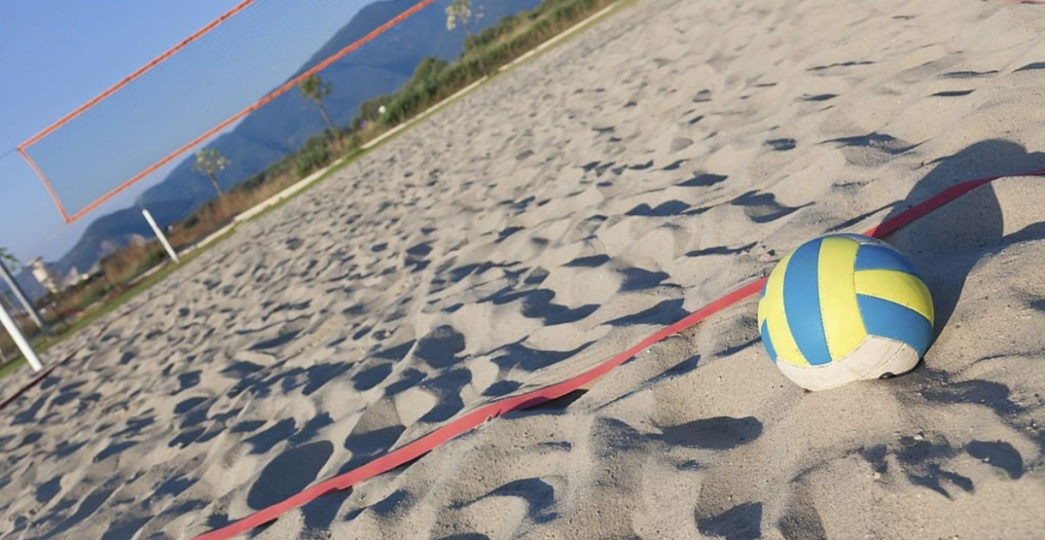 Can You Play Volleyball with Acrylic Nails?
