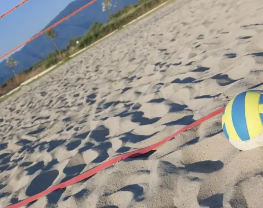 Can You Play Volleyball with Acrylic Nails?