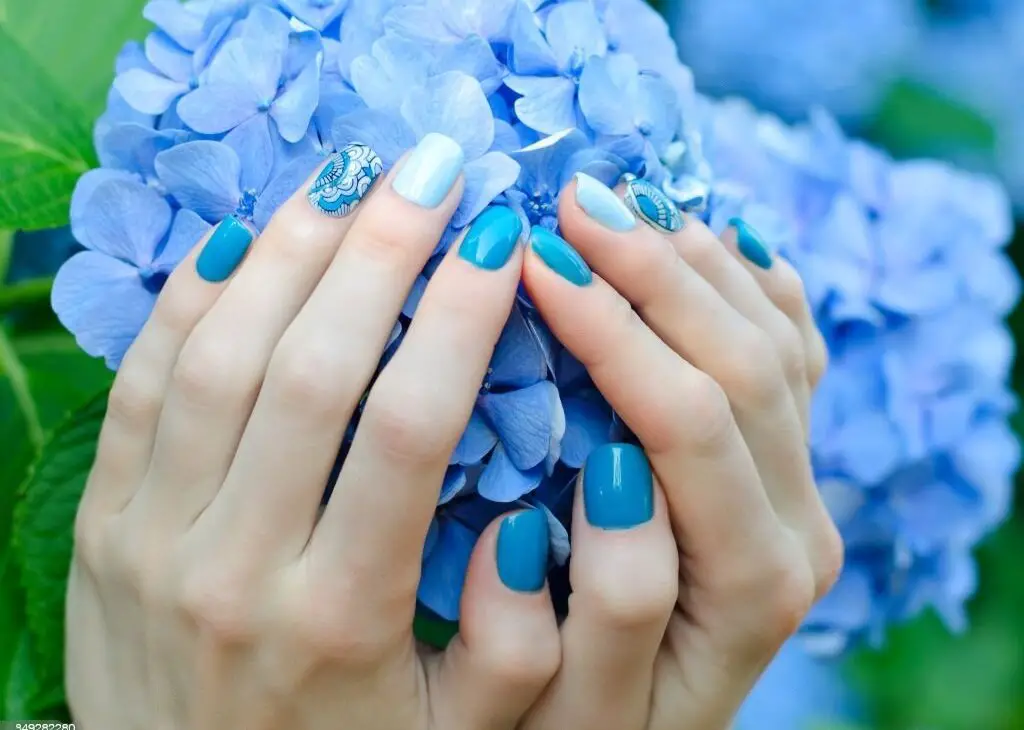 Blue and Turquoise -Embrace the Hottest Summer Nail Trends