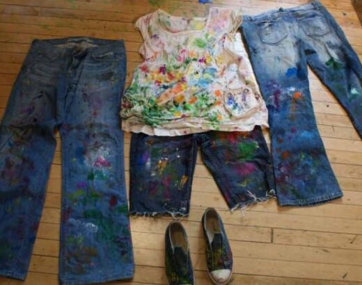 How to Remove Acrylic Paint from Clothes